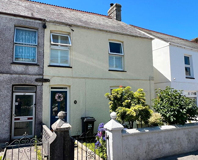 3 Bedroom Semi Detached House For Sale In Central Treviscoe, Cornwall, PL26
