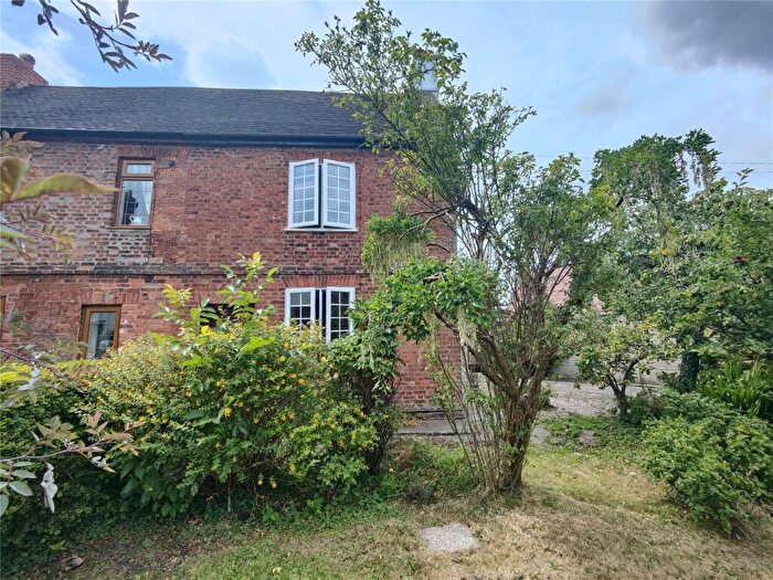 3 Bedroom Cottage For Sale In Hawthorn Road, Wheaton Aston, Stafford, Staffordshire, ST19