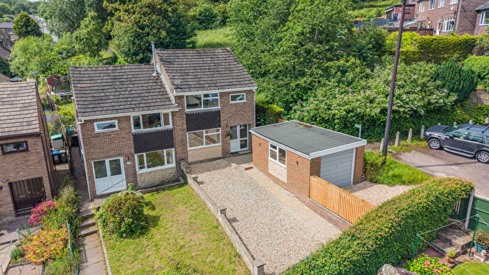 3 Bedroom Semi Detached House For Sale In Beech Walk, Cromford, DE4