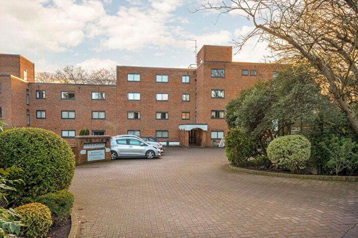 2 Bedroom Flat For Sale In Belvedere Drive, Wimbledon, SW19
