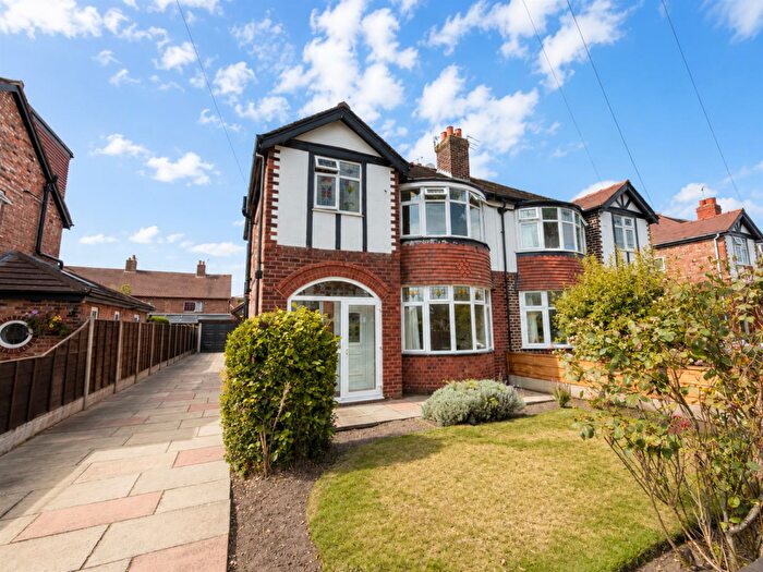 3 Bedroom Semi-Detached House For Sale In Litherland Road, Sale, M33