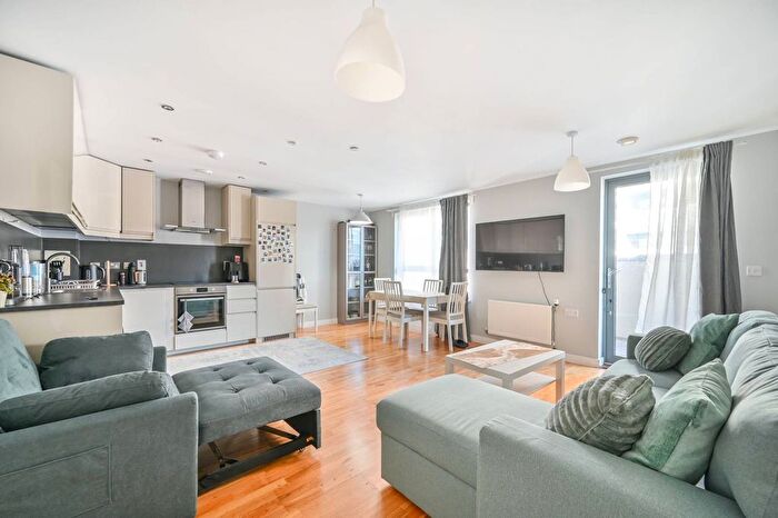 1 Bedroom Flat For Sale In High Road, Wembley Park, Wembley, HA9