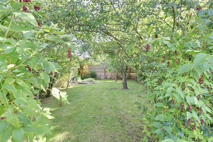 2 Bedroom Bungalow For Sale In South Road, Drayton, Portsmouth, PO6