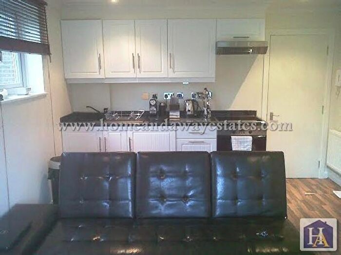 Studio To Rent In St Floor, Gondar Gardens, West Hampstead, NW6