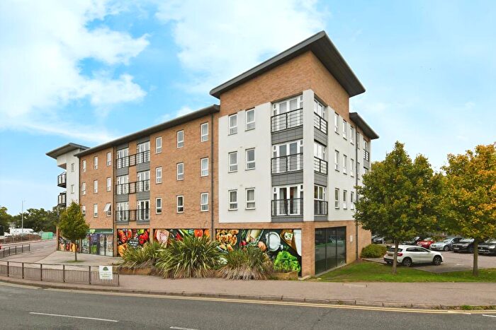 1 Bedroom Flat For Sale In Southernhay Close, Basildon, Essex, SS14