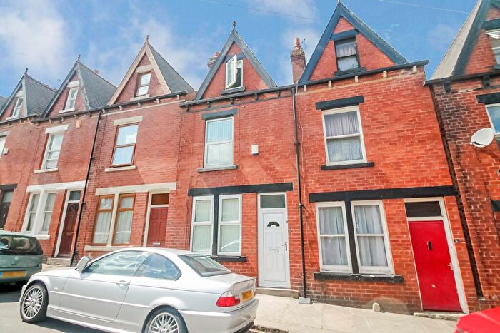 4 Bedroom Terraced House To Rent In Gordon Terrace, Meanwood, Leeds, LS6