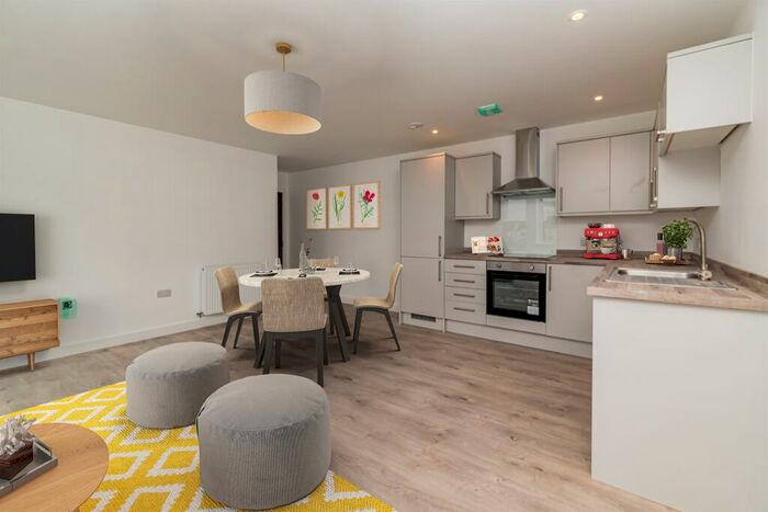 2 Bedroom Apartment For Sale In Thame Road, Haddenham, Aylesbury, HP17
