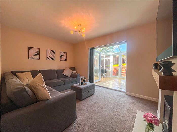 2 Bedroom Semi-Detached House For Sale In Lingfield Avenue, Birmingham, West Midlands, B44