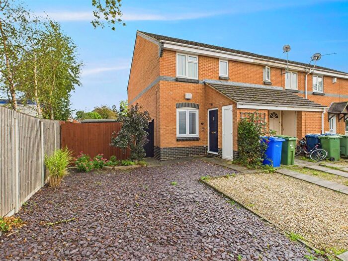 1 Bedroom Maisonette For Sale In Raleigh Close, Churchdown, Gloucester, GL3