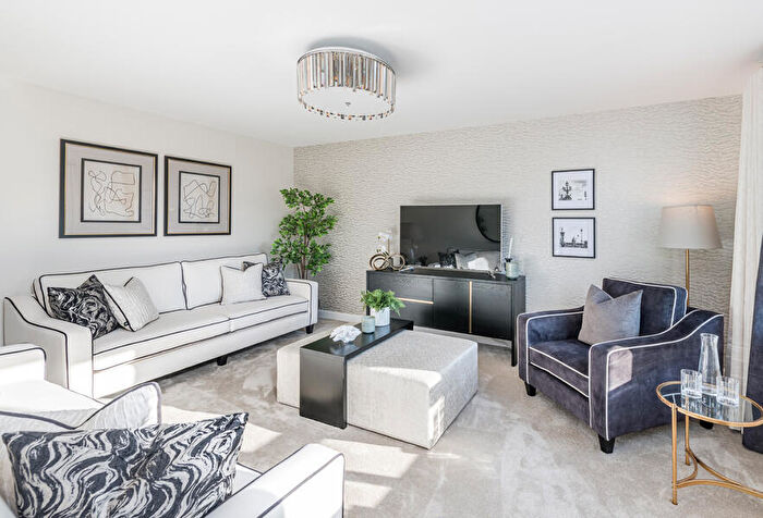 4 Bedroom Detached House For Sale In Auchinleck Road Robroyston Glasgow, G33