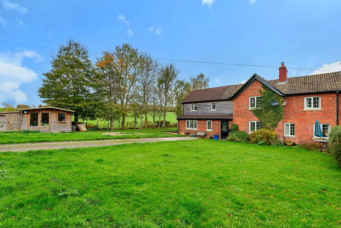 4 Bedroom Semi-Detached House For Sale In North Farm Cottages, Norton Bavant, Norton Bavant, BA12