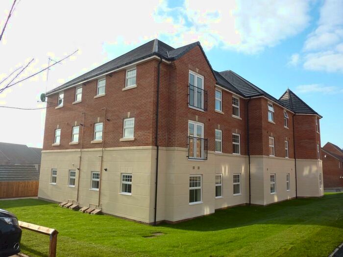 2 Bedroom Flat To Rent In Peach Pie Street, Wincanton, Somerset, BA9