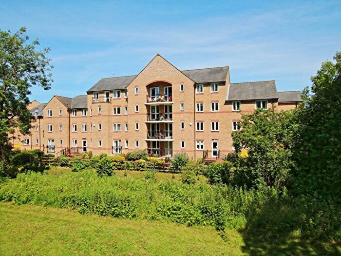 2 Bedroom Retirement Property For Sale In Church Street, St Neots, PE19