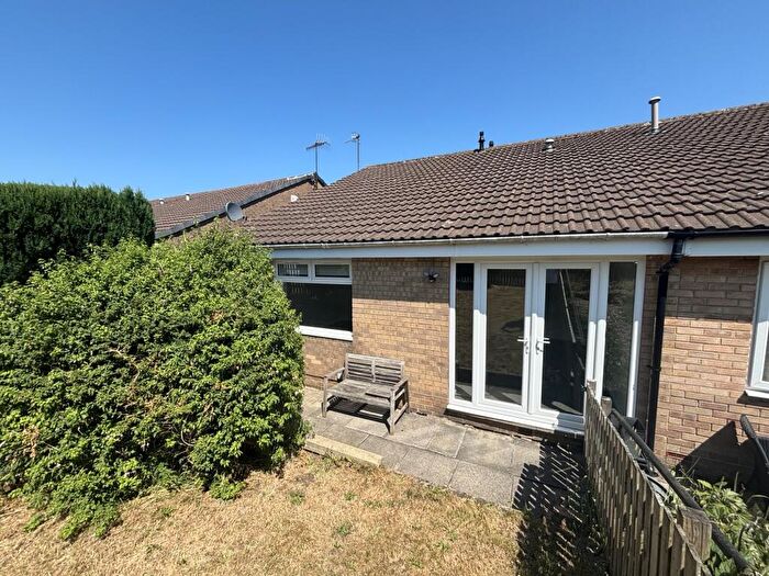 1 Bedroom Bungalow For Sale In Hornsea Drive, Wilsden, BD15