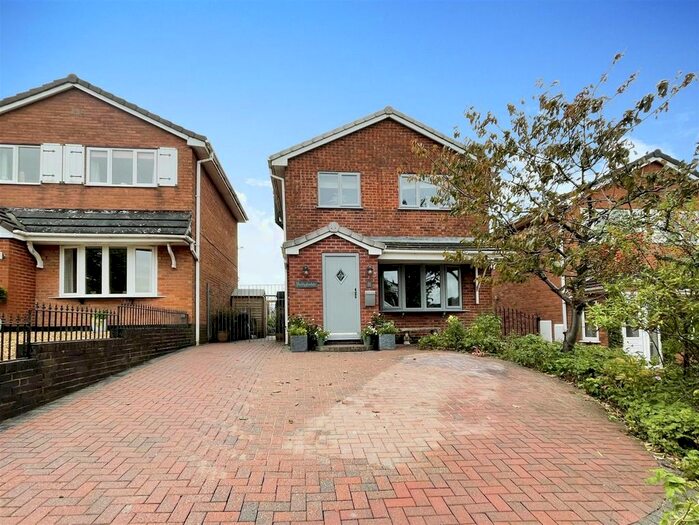 3 Bedroom Detached House To Rent In Hazlehurst Drive, Cheddleton, Staffordshire, ST13