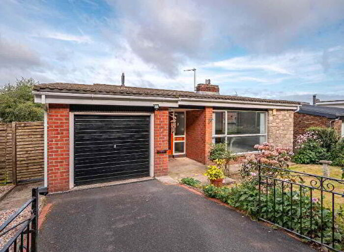 3 Bedroom Bungalows For Sale In Kintyre Avenue, Holywood, BT18