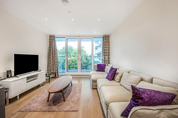 2 Bedroom Apartment For Sale In Cascade Court, Sopwith Way, London, SW11