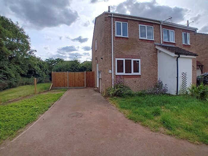 2 Bedroom Semi-Detached House To Rent In Willow Court, Sleaford, NG34