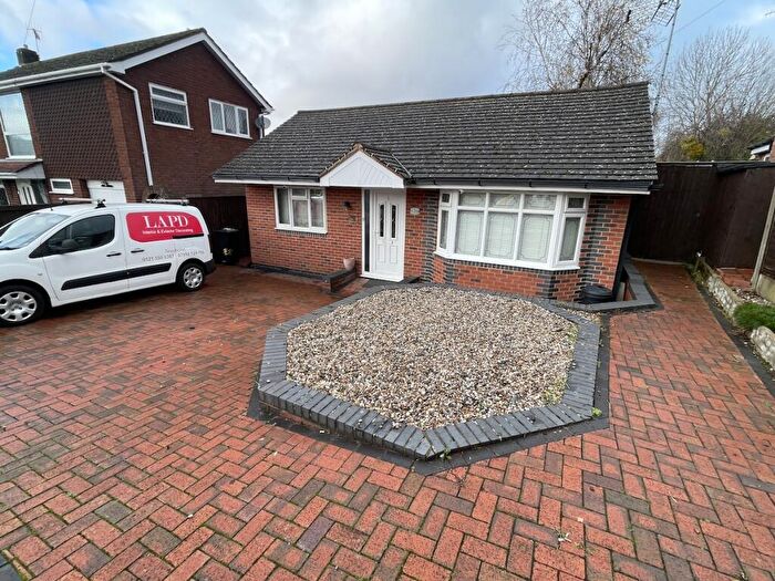 2 Bedroom Bungalow To Rent In Halesowen -Tregarron Road, B63