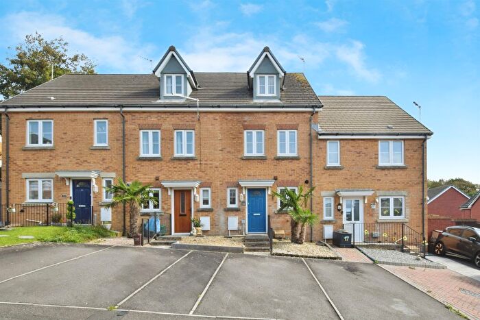 3 Bedroom Terraced House For Sale In Swallow Close, North Cornelly, Bridgend, CF33