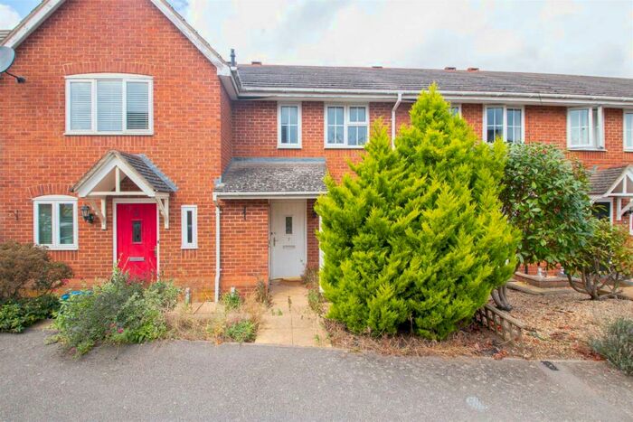 2 Bedroom Terraced House To Rent In Oriel Close, Wolverton, Milton Keynes, MK12