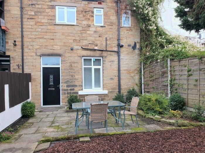 1 Bedroom Flat To Rent In High Street, Horbury, Wakefield, WF4