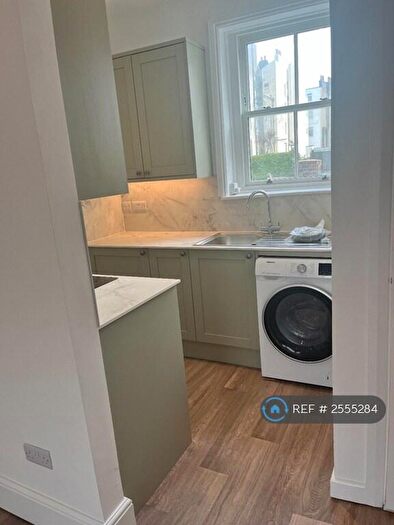 Studio To Rent In Sillwood Street, Brighton, BN1