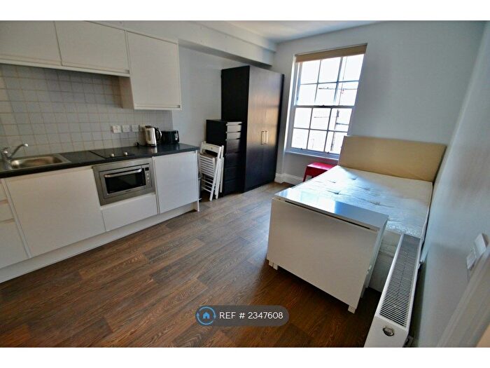 Studio To Rent In Gloucester Street, London, SW1V
