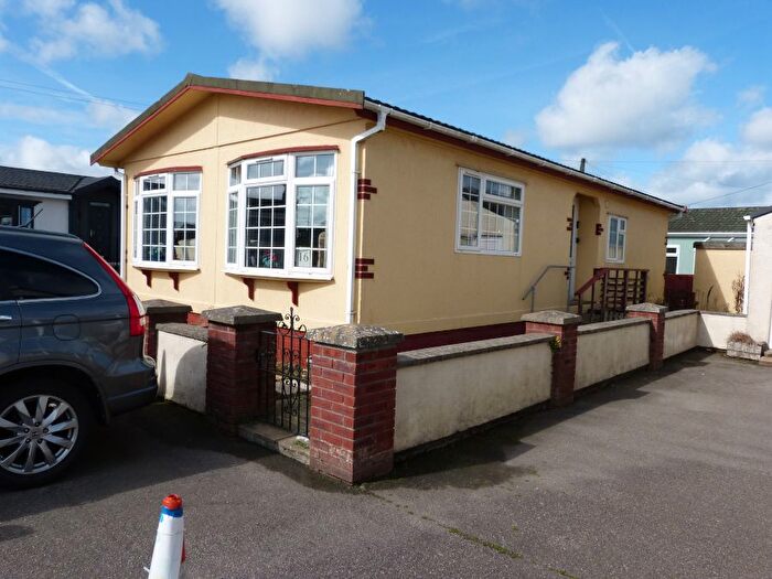2 Bedroom Park Home For Sale In Tremarle Home Park, Camborne, TR14