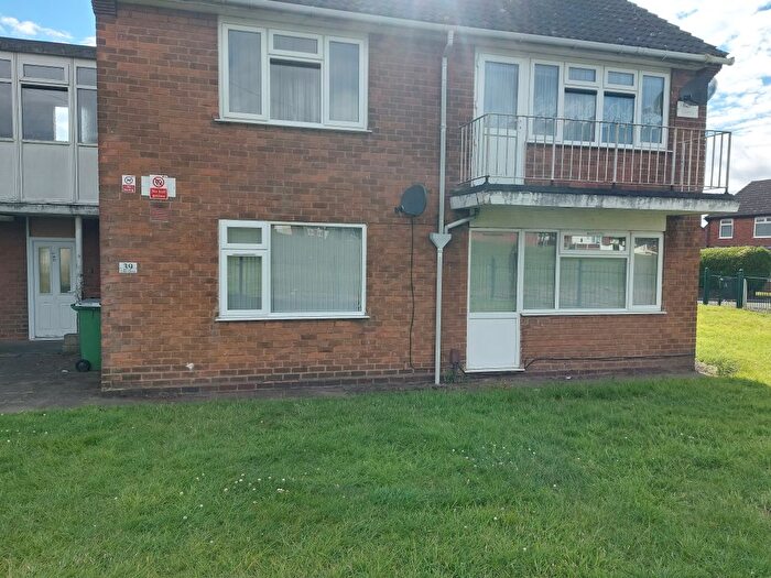 2 Bedroom Maisonette To Rent In Lilac Grove, Walsall, WS2
