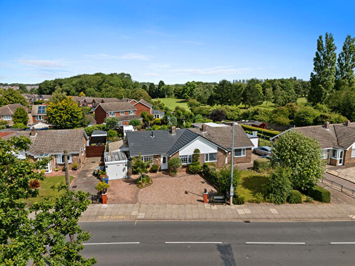 3 Bedroom Semi-Detached Bungalow For Sale In Broadway, Grimsby, DN34