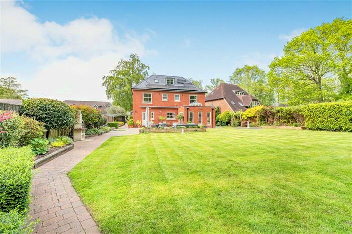 6 Bedroom Detached House For Sale In The Plantation, Curdridge, Southampton, Hampshire, SO32