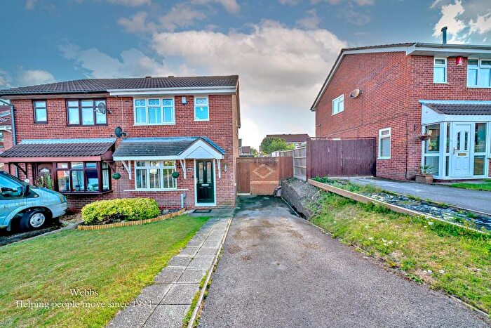 3 Bedroom House For Sale In Windmill Street, Dudley, DY3