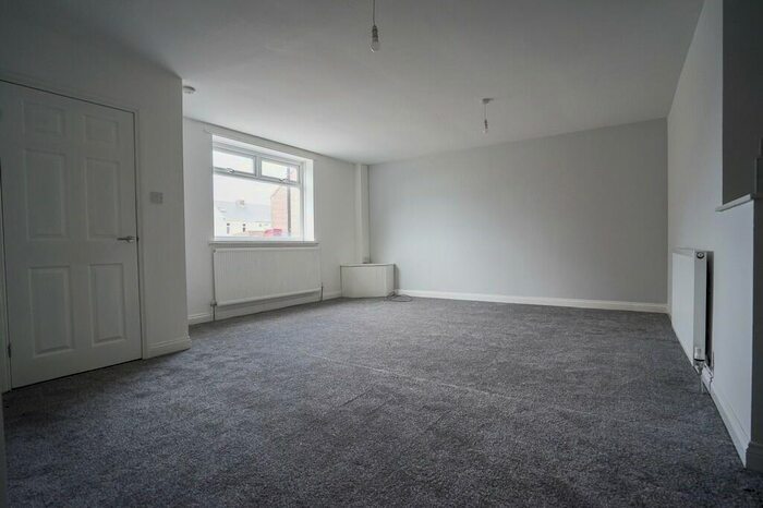 1 Bedroom Flat To Rent In South Street, Shiremoore, Newcastle Upon Tyne, NE27