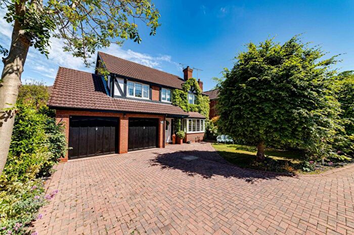 4 Bedroom Detached House For Sale In Augusta Oaks, Grimsby, DN34