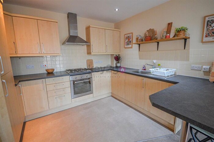 1 Bedroom Flat To Rent In Valley Road, Sheffield, S8