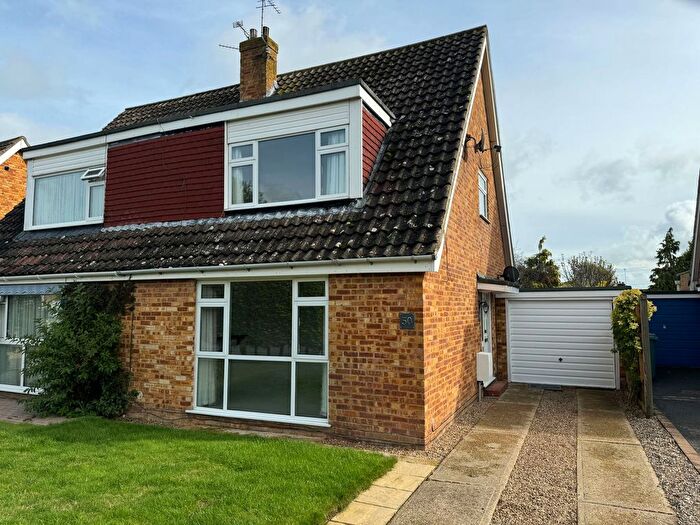 3 Bedroom Semi-Detached House To Rent In Corner Farm Road, Staplehurst, Tonbridge, TN12