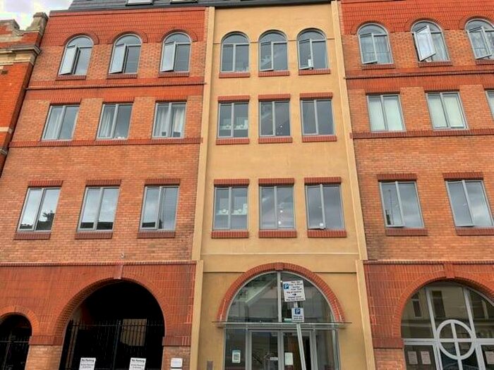 2 Bedroom Apartment To Rent In Park Road, Peterborough, PE1