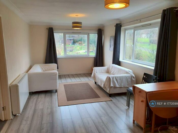 2 Bedroom Flat To Rent In Mapperley Park, Nottingham, NG3