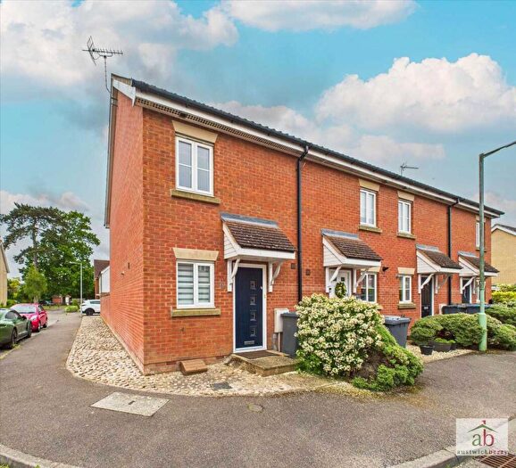 3 Bedroom End Of Terrace House For Sale In Castle Gardens, Kesgrave, IP5