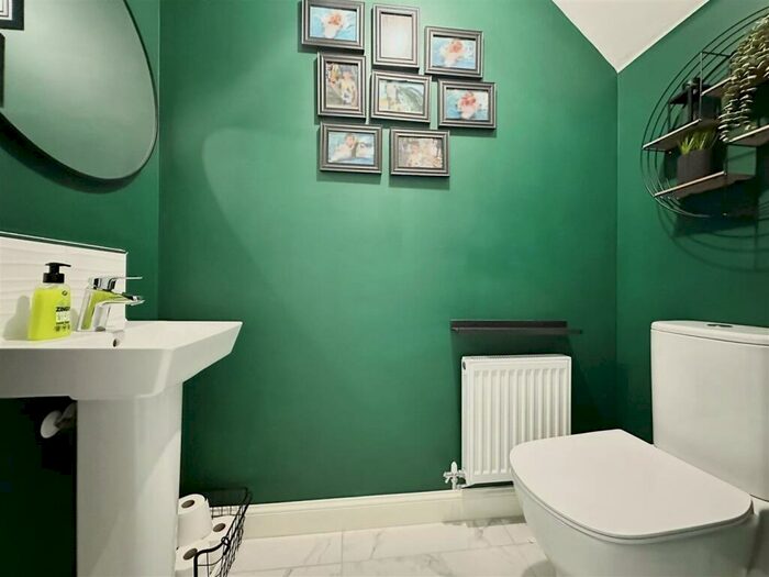 4 Bedroom Detached House For Sale In Hamel Garth, Cottingham, HU16