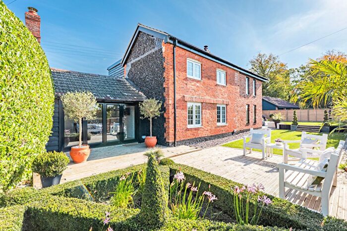 4 Bedroom Detached House For Sale In Hackford Road, Wicklewood, Wymondham, NR18