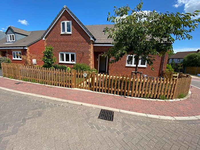 3 Bedroom Bungalow For Sale In Lime Close, Chard, TA20