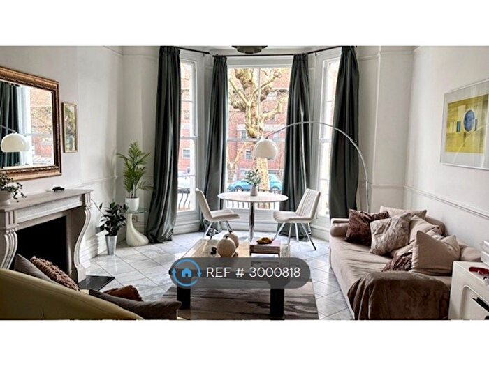 3 Bedroom Flat To Rent In Westbourne Park Road, London, W11