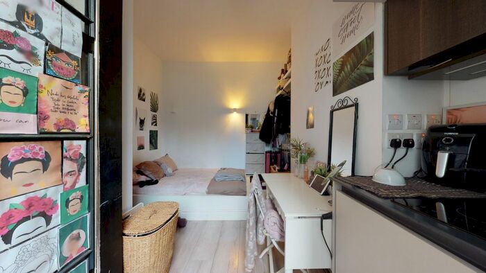 Studio To Rent In Claremont Road, London W9