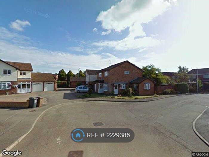 Studio To Rent In Arbour Close, Luton, LU3