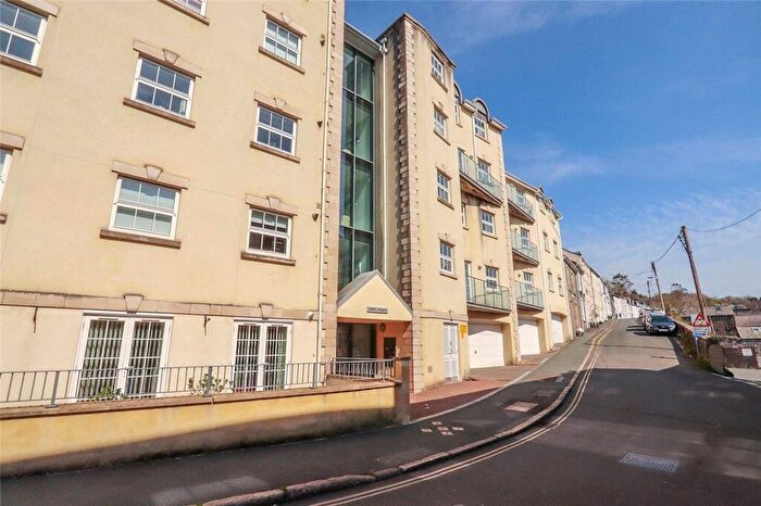 2 Bedroom Flat For Sale In Barley Market Street, Tavistock, PL19