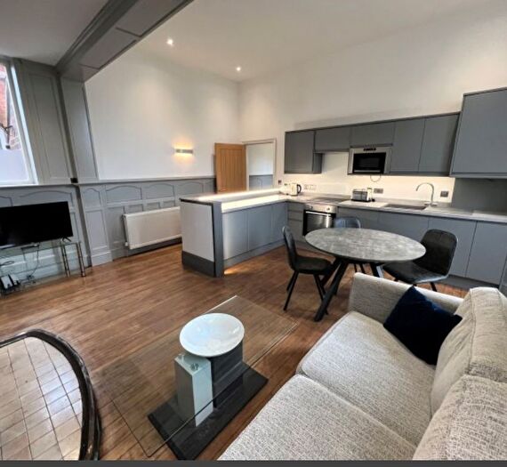 2 Bedroom Flat To Rent In Bargate, Grimsby, DN34