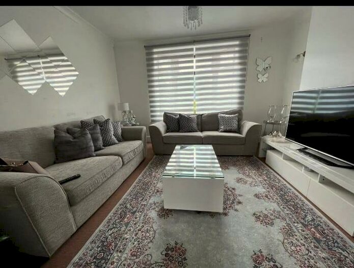 3 Bedroom House To Rent In Bethulie Road, Derby, DE23