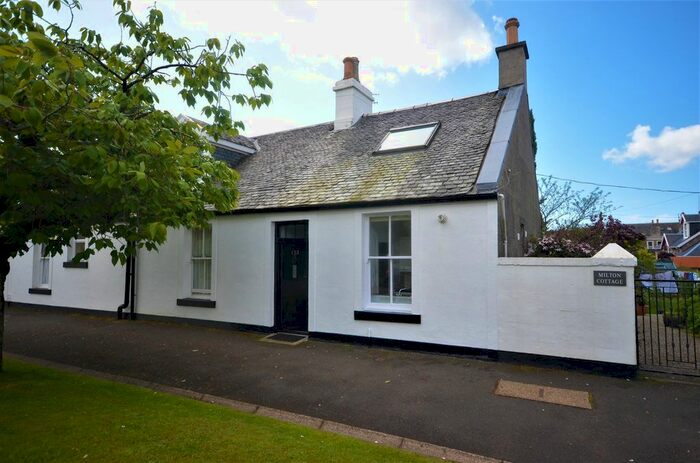 1 Bedroom End Of Terrace House To Rent In West Princes Street, Helensburgh, Argyll And Bute, G84
